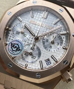 AP Royal Oak 26240OR white dial front view