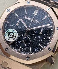 AP Royal Oak 26240OR black dial front view