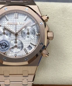 AP Royal Oak 26240OR white dial crown detail