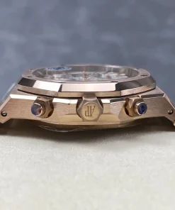 AP Royal Oak 26240OR white dial caseback detail