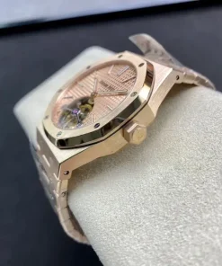 AP Royal Oak 26515OR crown detail