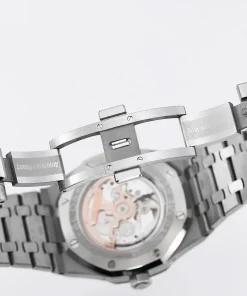 AP Royal Oak 26574PT dial closeup