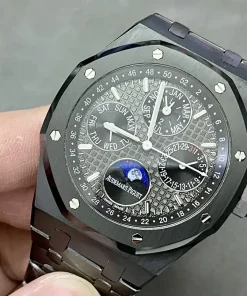 AP Royal Oak 26579CE dial closeup
