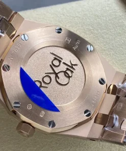 AP Royal Oak 67651OR bezel detail 1261OR