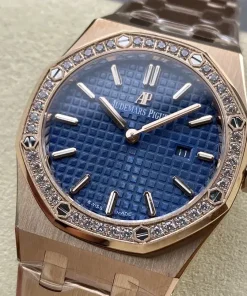 AP Royal Oak 67651OR dial closeup 1261OR 3799