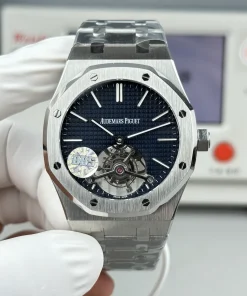 AP Royal Oak 26510ST blue dial bezel detail