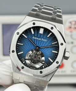 AP Royal Oak 26522TI dial closeup