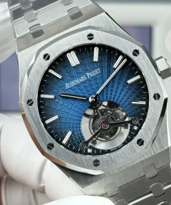 AP Royal Oak 26522TI caseback detail